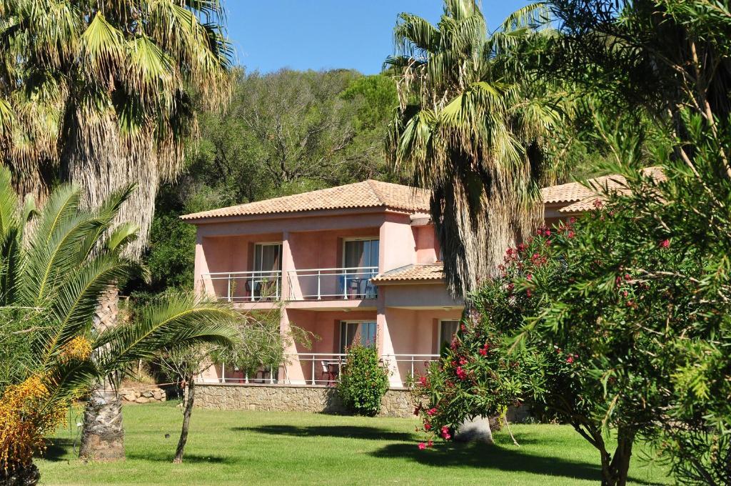 Hotel Le Ruesco 오므또 외부 사진